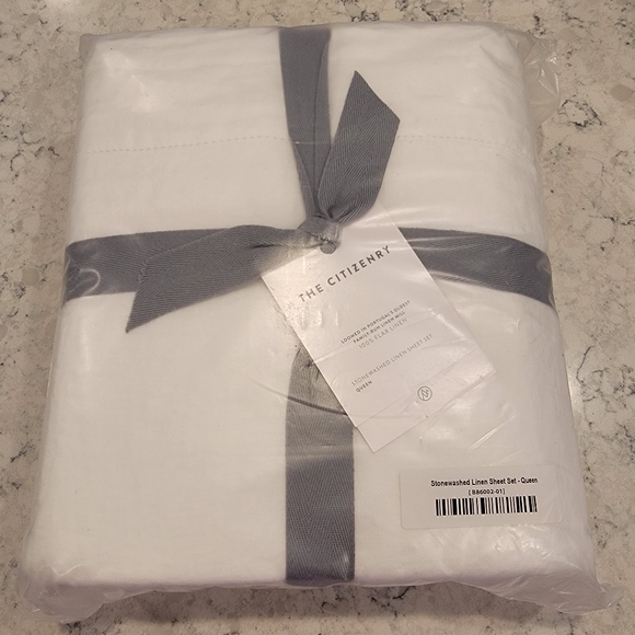 The Citizenry Stonewashed Linen Sheet Set Crafted in Portugal,Queen White NWT! - Picture 5 of 10